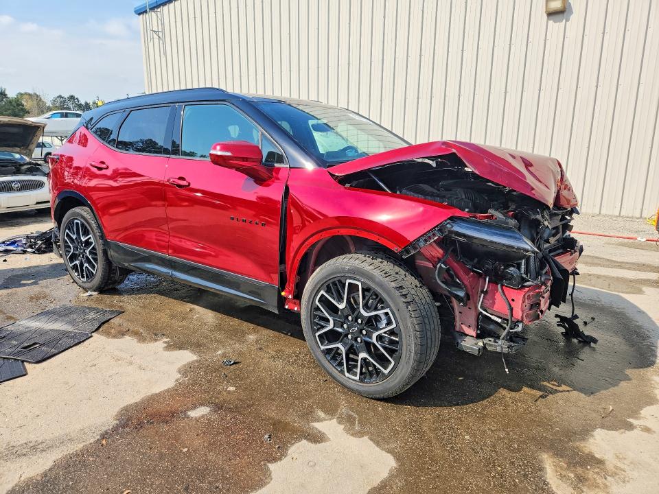 Photo 4 from auction – 2025 CHEVROLET BLAZER with VIN 3GNKBERS8SS176480
