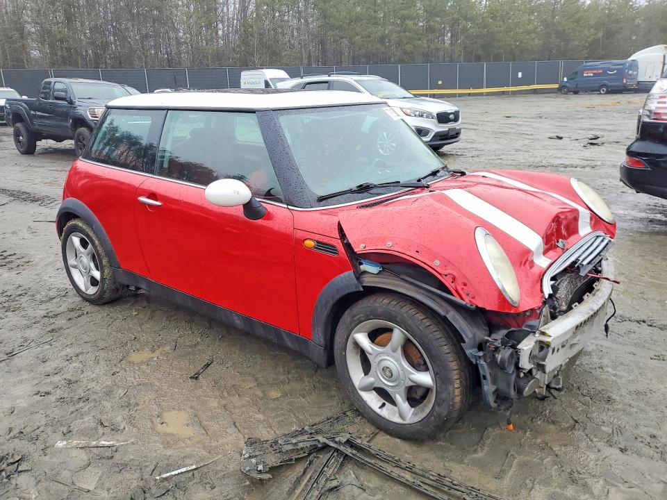 Photo 4 from auction – 2003 MINI COOPER with VIN WMWRC33473TE17164