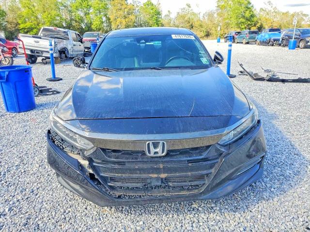 Photo 5 from auction – 2018 HONDA ACCORD with VIN 1HGCV2F39JA013533