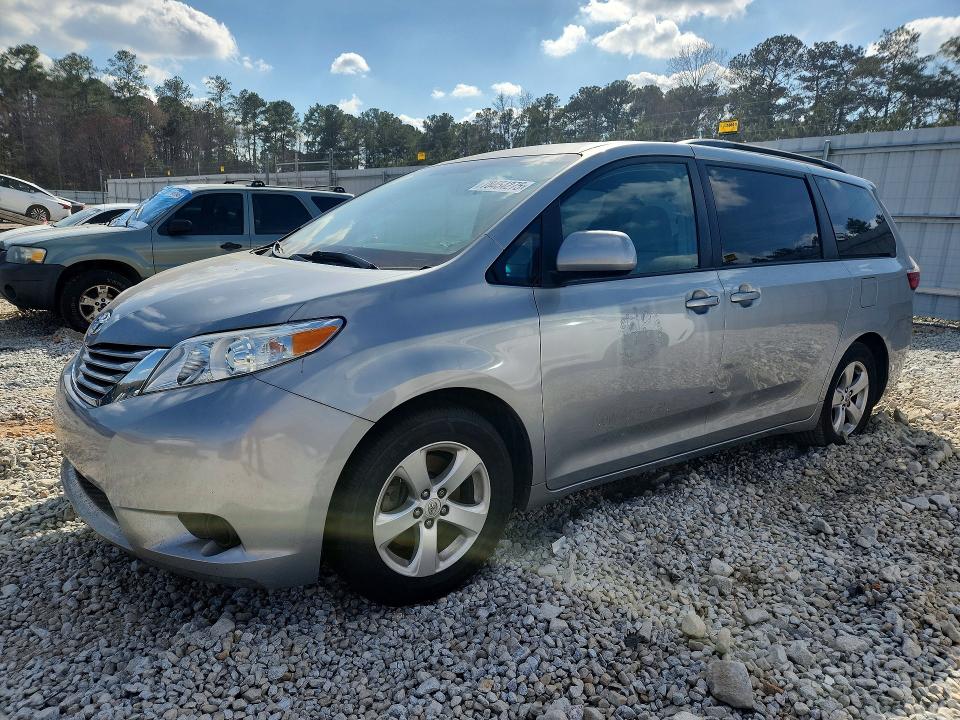 TOYOTA SIENNA 2015 with VIN 5TDKK3DC7FS607060 - Photo from auction