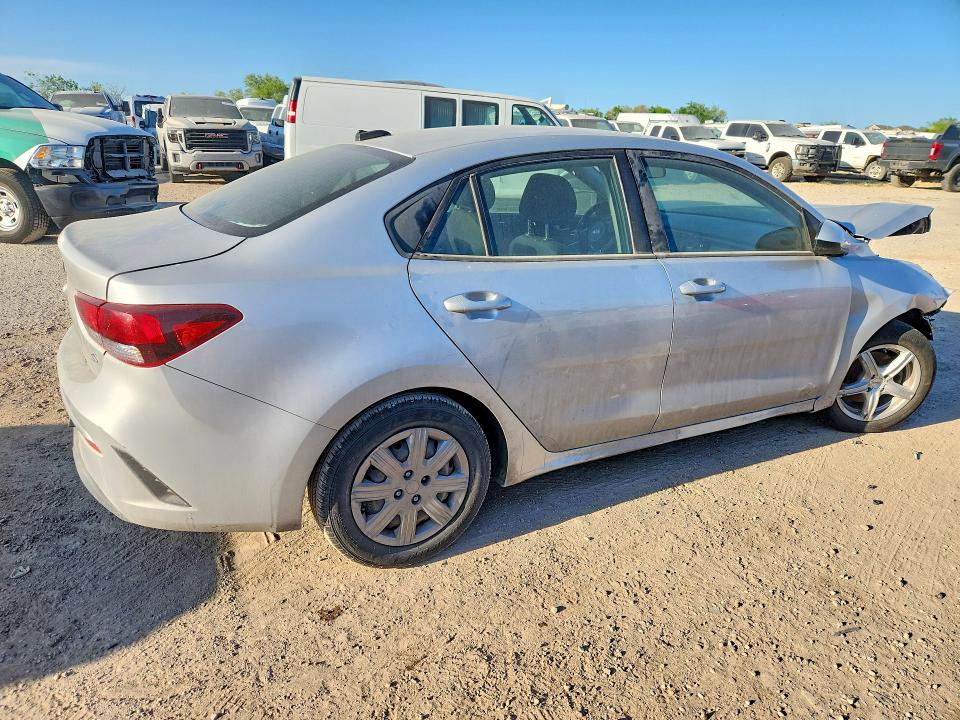 Photo 3 from auction – 2021 KIA RIO with VIN 3KPA24AD3ME366300