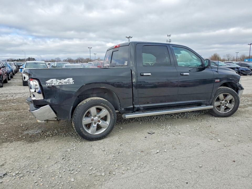 Photo 3 from auction – 2016 RAM 1500 with VIN 3C6RR7LT2GG348522