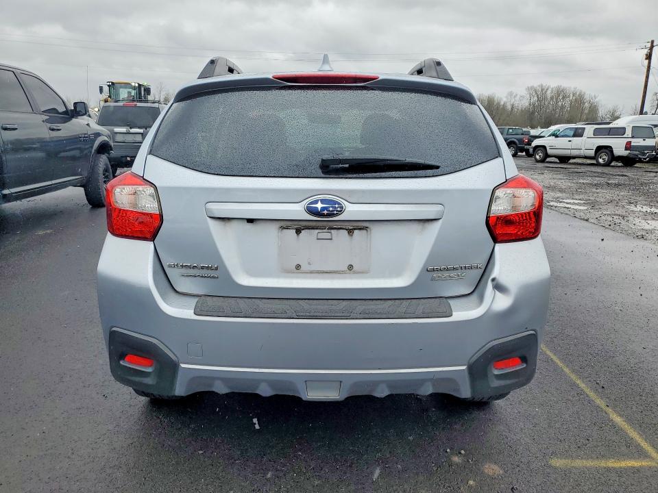 Photo 6 from auction – 2017 SUBARU CROSSTREK with VIN JF2GPAKC7HH232259