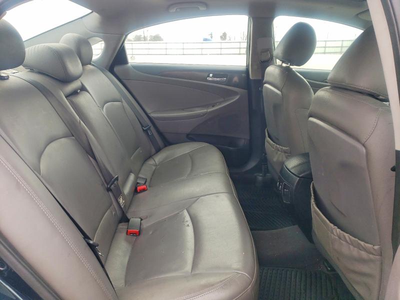 Photo 10 from auction – 2012 HYUNDAI SONATA with VIN 5NPEC4AB7CH385553