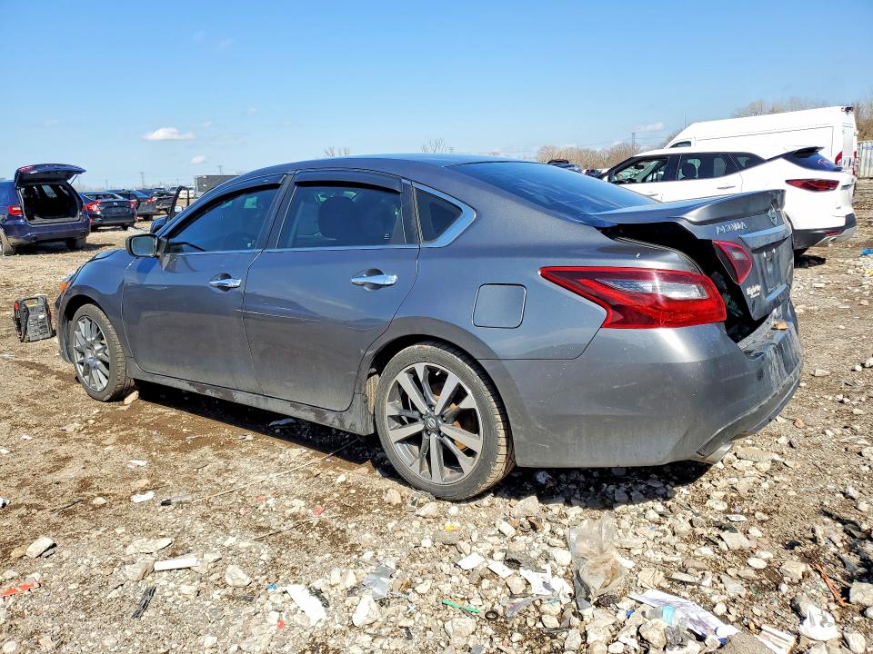 صورة رقم 2 من المزاد - 2017 NISSAN ALTIMA مع VIN 1N4AL3AP1HC286921