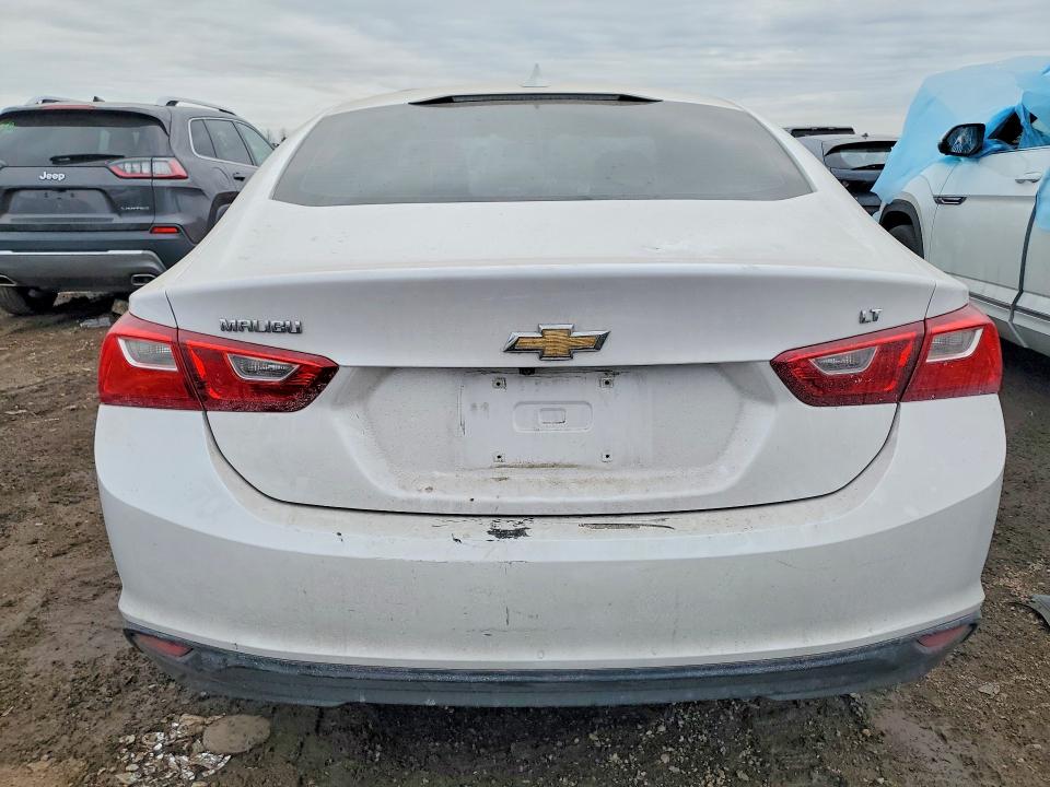 Photo 6 from auction – 2016 CHEVROLET MALIBU with VIN 1G1ZE5ST2GF289220