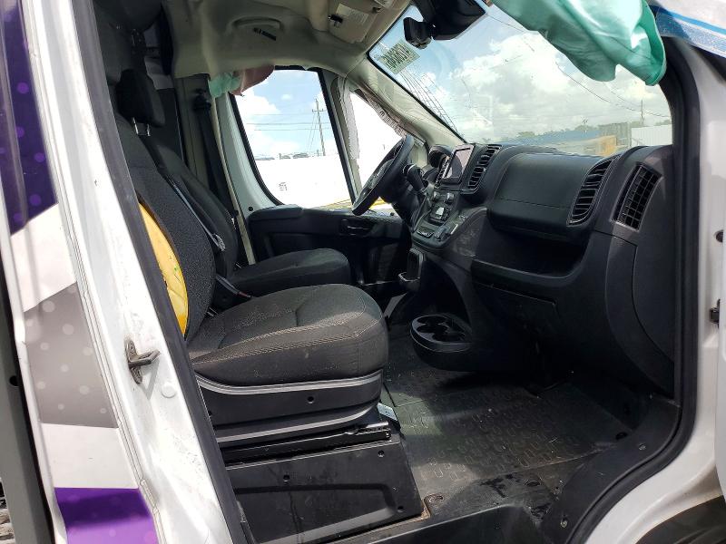 Photo 11 from auction – 2022 RAM PROMASTER 2500 with VIN 3C6LRVDG8NE102983