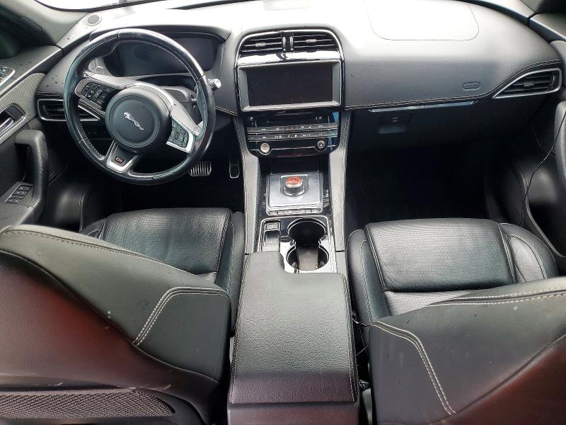 Photo 8 from auction – 2017 JAGUAR F-PACE with VIN SADCM2BV7HA881313