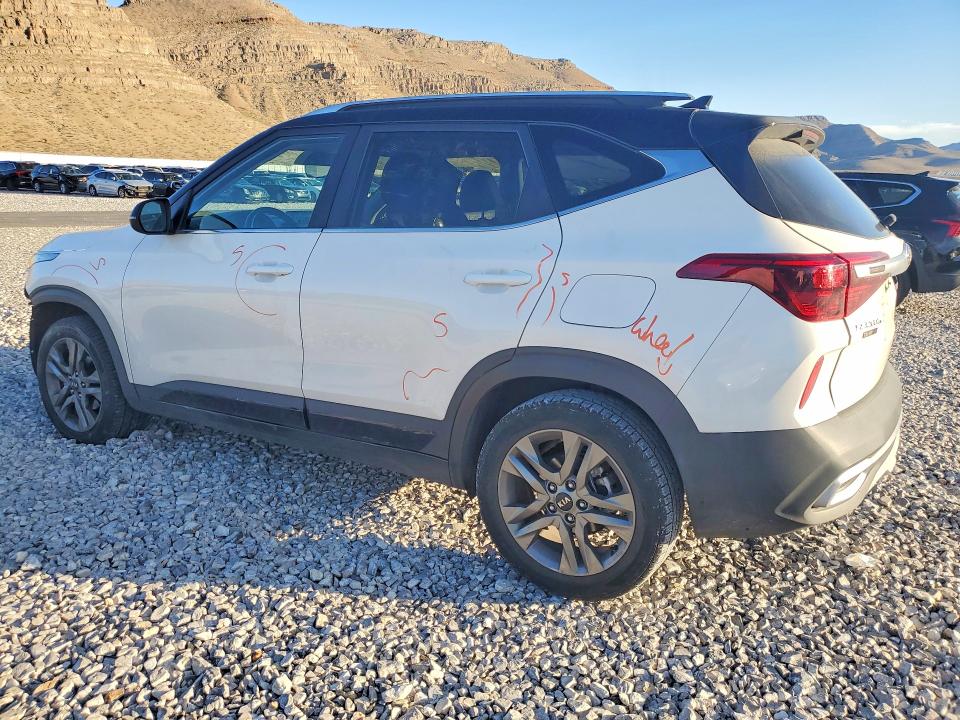 Photo 2 from auction – 2021 KIA SELTOS with VIN KNDEU2AA5M7118801