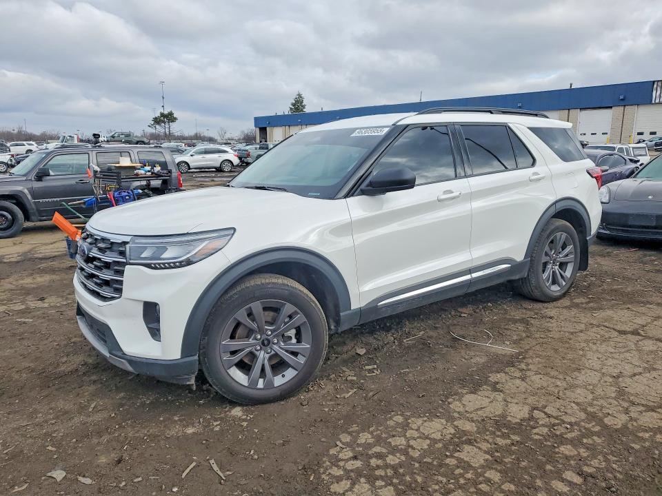 FORD EXPLORER 2025 with VIN 1FMUK8DH5SGD05803 - Photo from auction