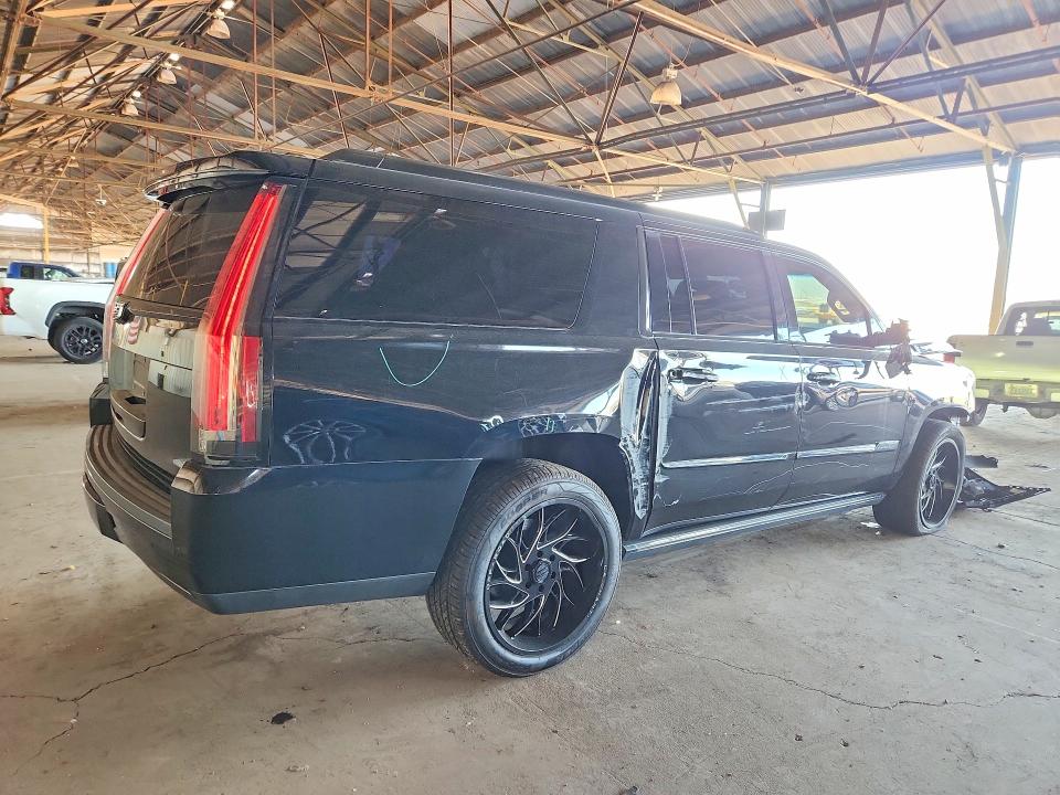 Photo 3 from auction – 2016 CADILLAC ESCALADE with VIN 1GYS3KKJ7GR204392