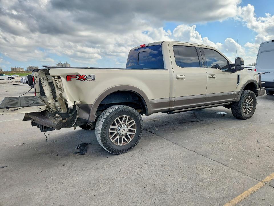 Photo 3 from auction – 2018 FORD F250 with VIN 1FT7W2BT0JEB94548