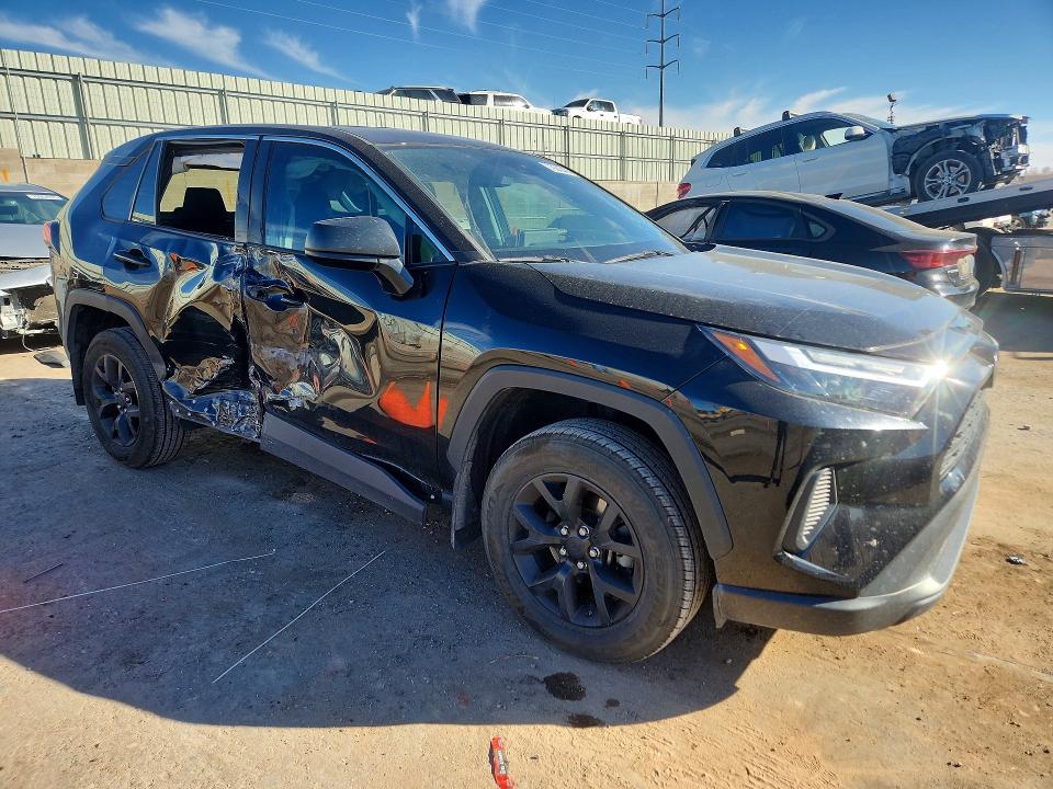 Photo 4 from auction – 2023 TOYOTA RAV4 with VIN 2T3H1RFV2PW244522