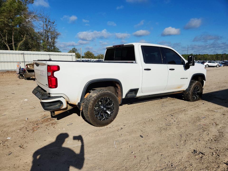 Photo 3 from auction – 2021 CHEVROLET SILVERADO with VIN 1GC4YPEY1MF166421
