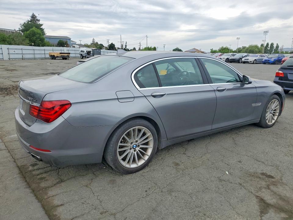Foto 3 de la subasta – 2014 BMW 750 con VIN WBAYE8C52ED135424