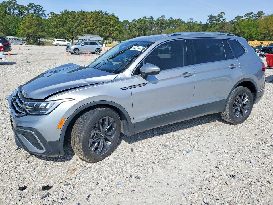 Снимка 1 от търг – 2023 VOLKSWAGEN TIGUAN с VIN 3VV3B7AX1PM064780