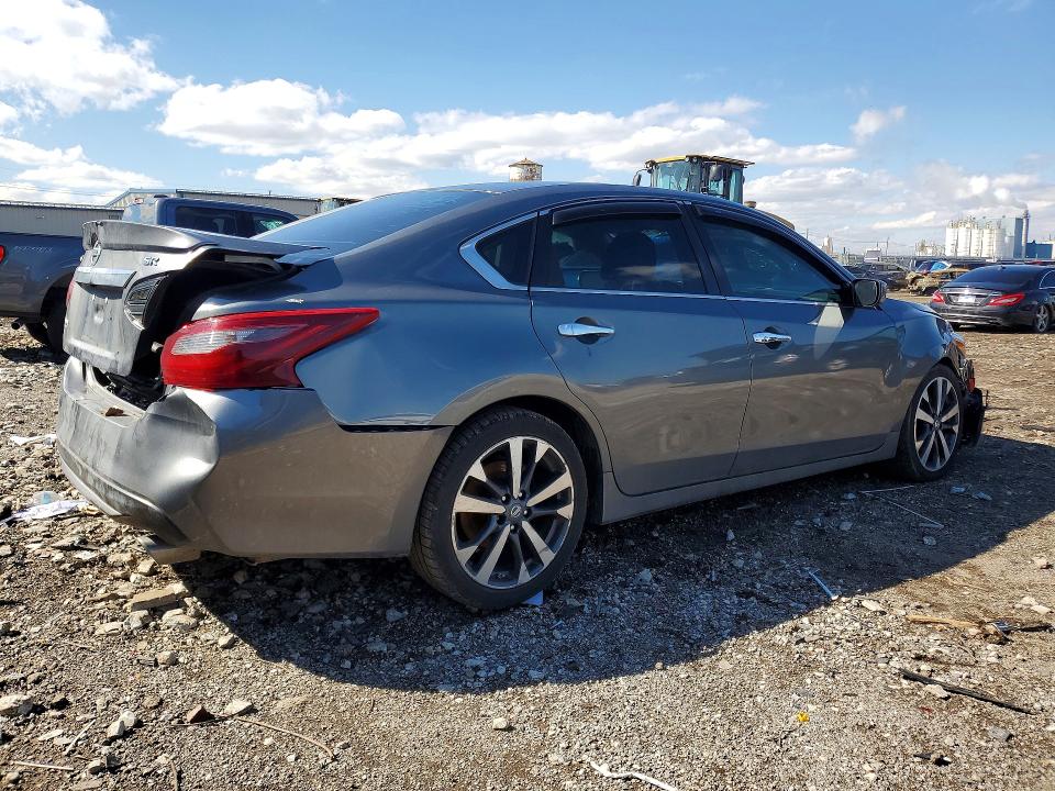 Photo 3 from auction – 2017 NISSAN ALTIMA with VIN 1N4AL3AP1HC286921