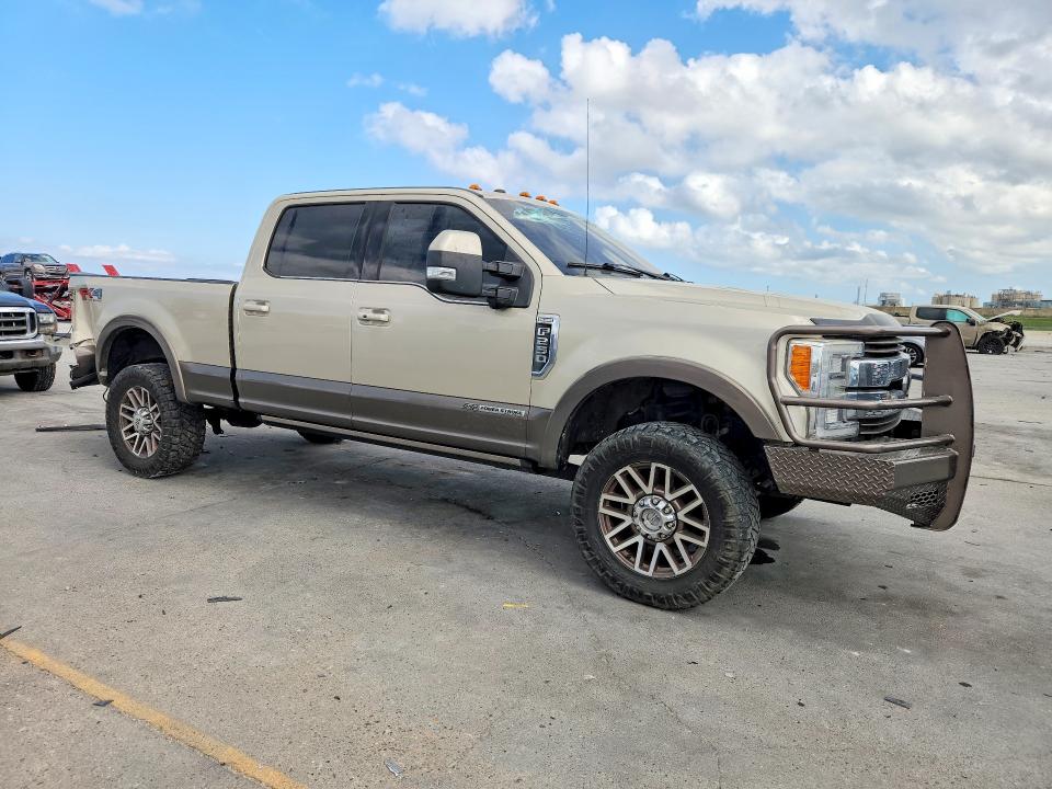 Photo 4 from auction – 2018 FORD F250 with VIN 1FT7W2BT0JEB94548