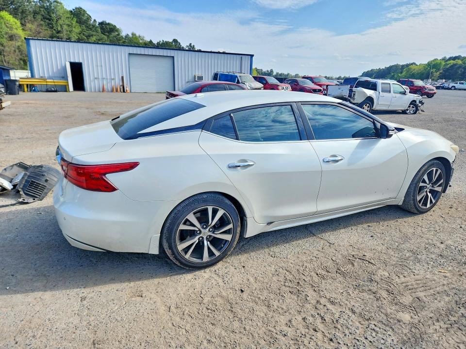 Photo 3 from auction – 2016 NISSAN MAXIMA with VIN 1N4AA6AP4GC411724