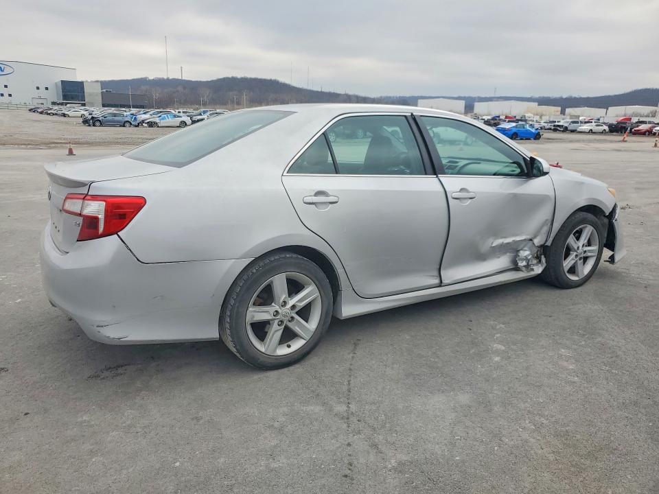 Photo 3 from auction – 2013 TOYOTA CAMRY with VIN 4T1BF1FK4DU274379