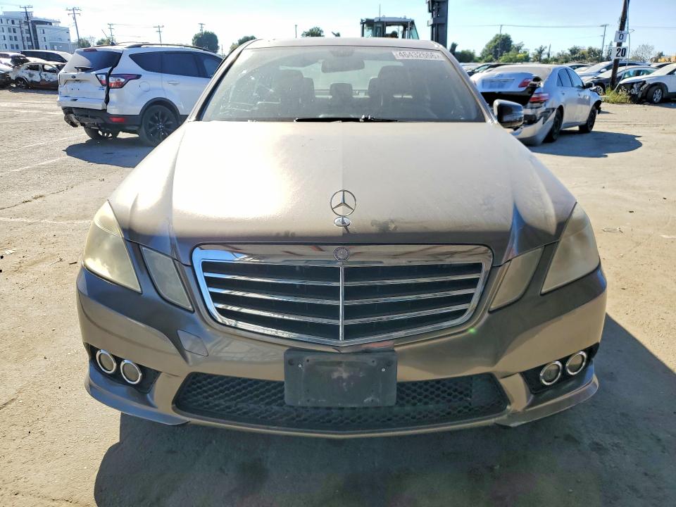 Zdjęcie 5 z aukcji – 2010 MERCEDES-BENZ E z VIN WDDHF5GB1AA073255