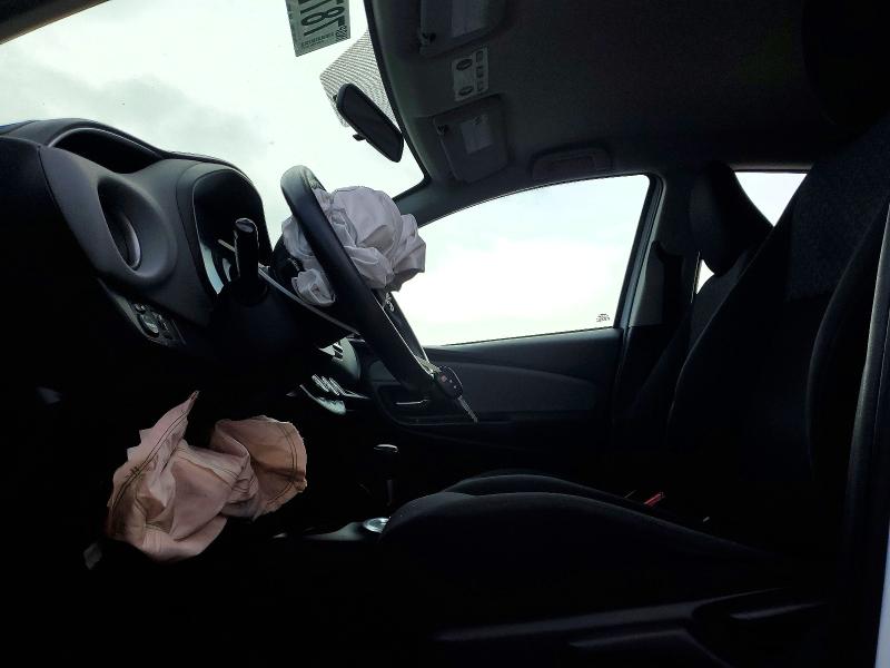 Photo 7 from auction – 2015 TOYOTA YARIS with VIN VNKKTUD33FA052793