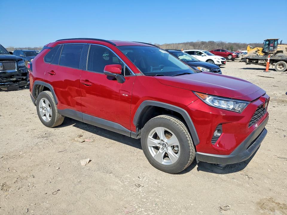 Photo 4 from auction – 2020 TOYOTA RAV4 with VIN 2T3W1RFV8LC080423