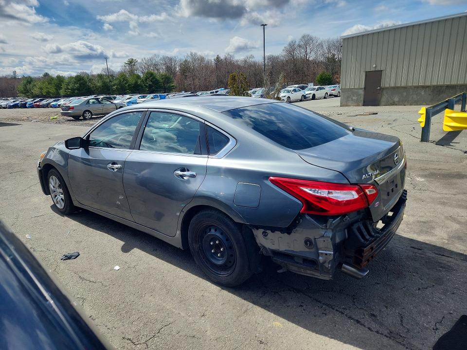 Photo 2 from auction – 2017 NISSAN ALTIMA with VIN 1N4AL3AP6HN354098