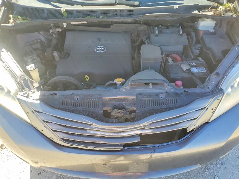 Photo 12 from auction – 2014 TOYOTA SIENNA with VIN 5TDYK3DC8ES461177