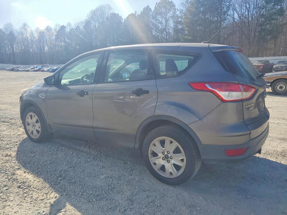 Photo 2 from auction – 2013 FORD ESCAPE with VIN 1FMCU0F72DUA97671