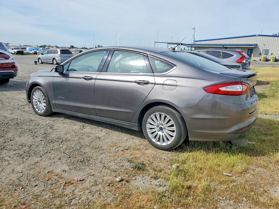 Photo 2 from auction – 2014 FORD FUSION with VIN 3FA6P0LU1ER396604