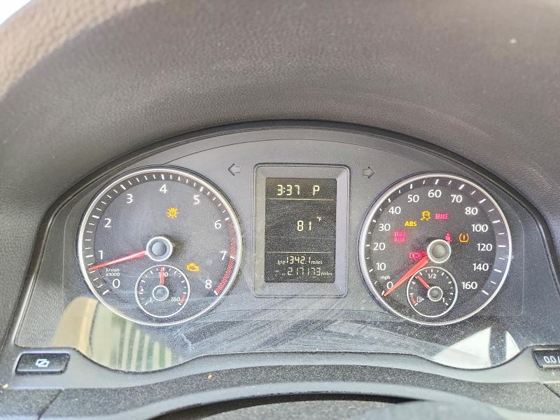 Photo 9 from auction – 2010 VOLKSWAGEN JETTA with VIN 3VWRX7AJ6AM058323