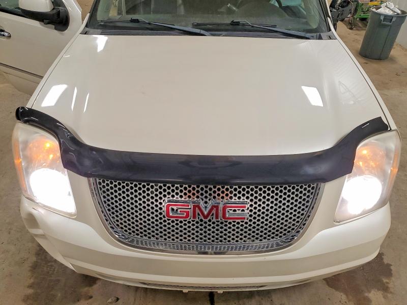 Photo 12 from auction – 2012 GMC YUKON XL with VIN 1GKS2MEFXCR112591