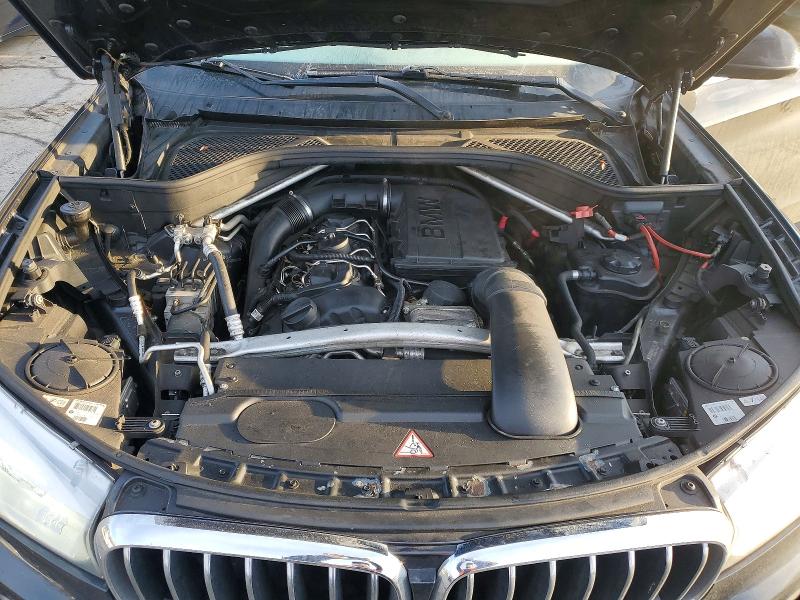 Foto 12 de la subasta – 2015 BMW X5 con VIN 5UXKR0C5XF0K69698