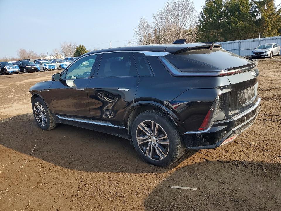 Photo 2 from auction – 2023 CADILLAC LYRIQ with VIN 1GYKPMRK3PZ002955