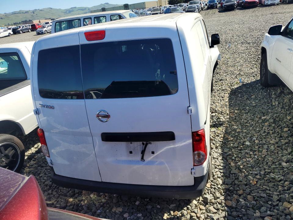 Photo 6 from auction – 2015 NISSAN NV200 with VIN 3N6CM0KN0FK706314