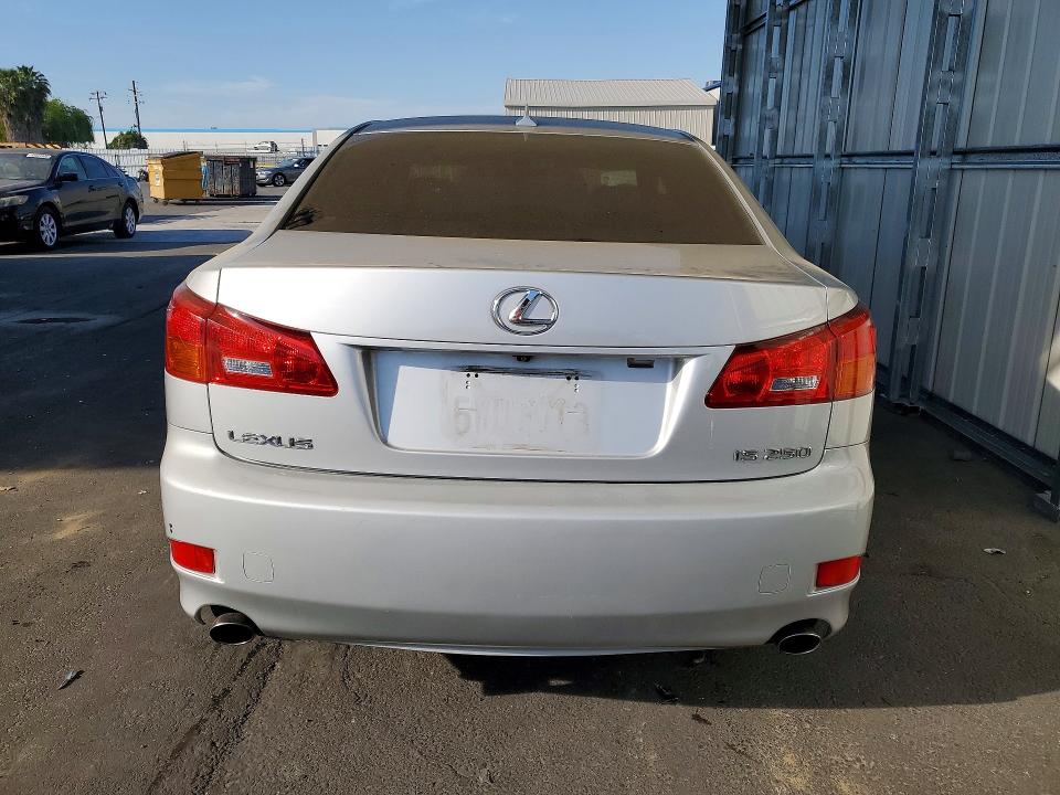Photo 6 from auction – 2007 LEXUS IS 250 with VIN JTHBK262175029087
