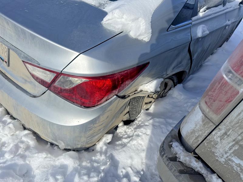 Photo 3 from auction – 2013 HYUNDAI SONATA with VIN 5NPEB4AC6DH769126