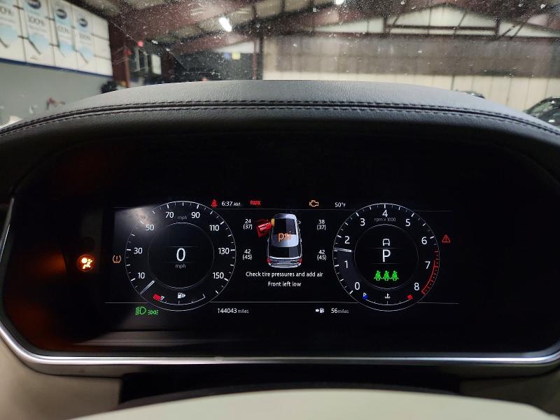 Photo 9 from auction – 2019 LAND ROVER RANGE ROVER with VIN SALGS2SVXKA560840