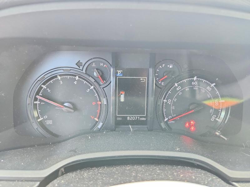 Photo 9 from auction – 2022 TOYOTA 4RUNNER with VIN JTEEU5JR1N5272583