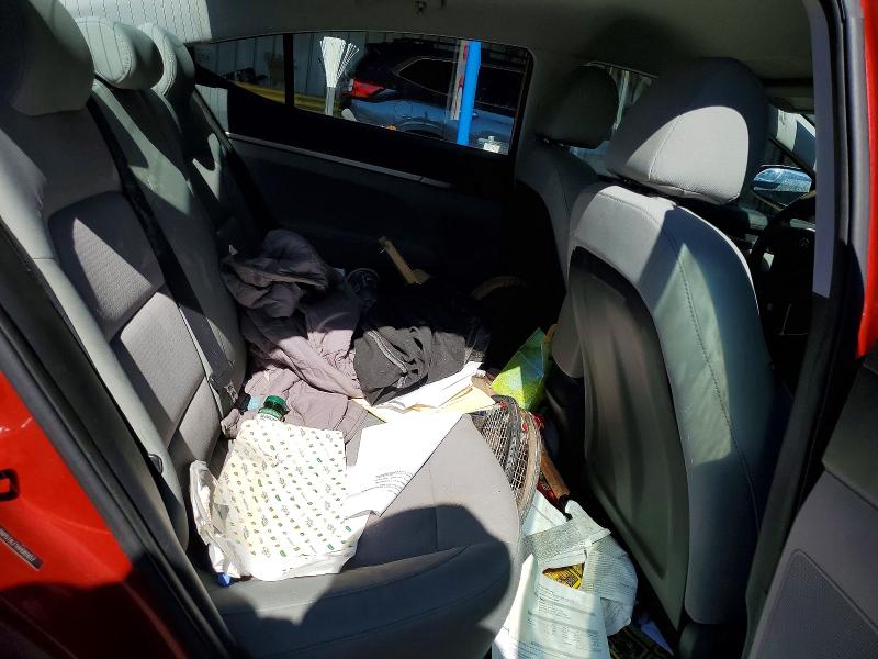 Photo 10 from auction – 2017 HYUNDAI ELANTRA with VIN 5NPD74LF1HH081657