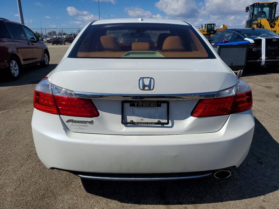 Photo 6 from auction – 2014 HONDA ACCORD with VIN 1HGCR2F8XEA025518