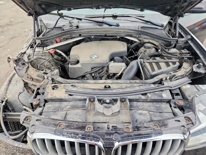 Photo 12 from auction – 2016 BMW X3 with VIN 5UXWX9C50G0D75271