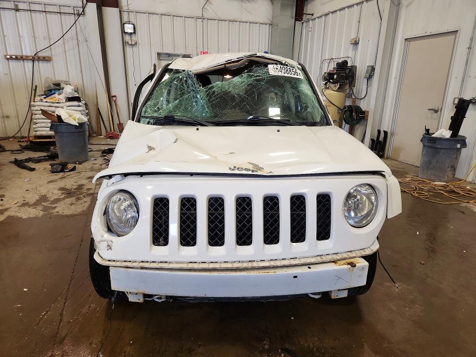 Photo 5 from auction – 2015 JEEP PATRIOT with VIN 1C4NJRFB5FD244292