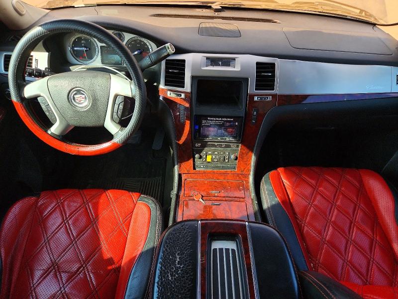 Photo 8 from auction – 2013 CADILLAC ESCALADE with VIN 1GYS4BEF6DR192705