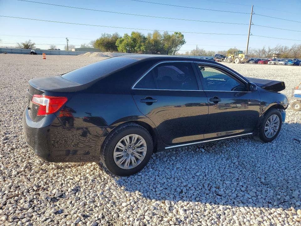 Фото 3 с аукциона – 2012 TOYOTA CAMRY с VIN 4T4BF1FK3CR197878