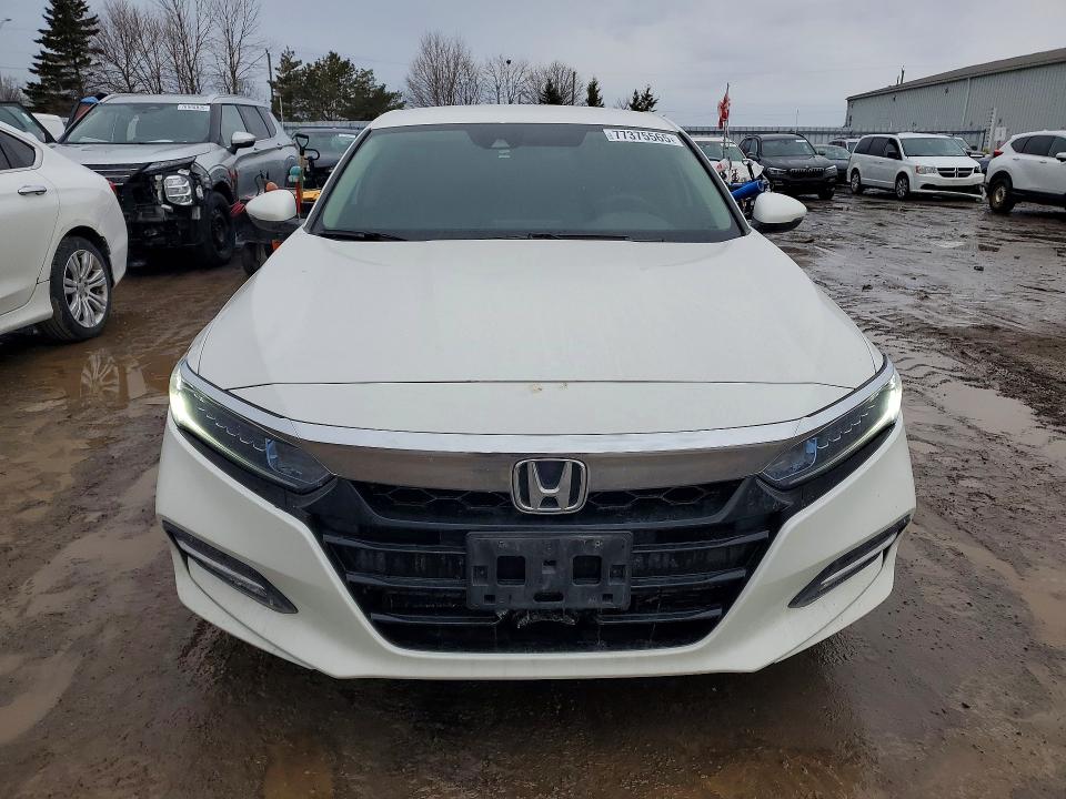Photo 5 from auction – 2018 HONDA ACCORD with VIN 1HGCV3F74JA800110