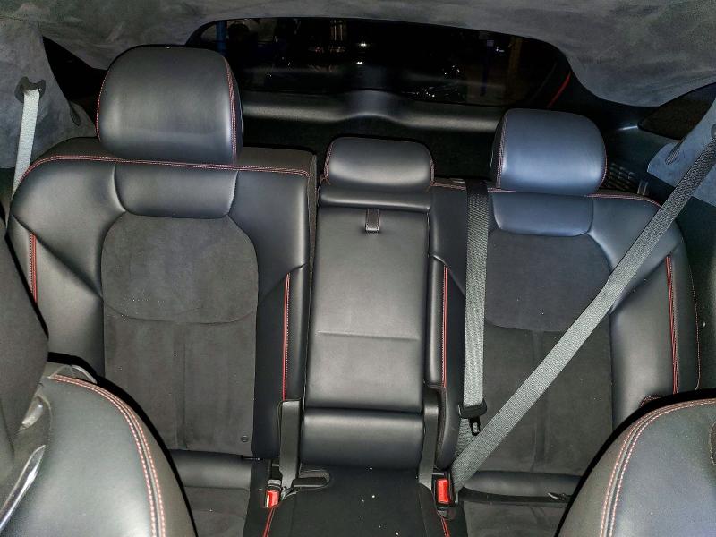 Photo 10 from auction – 2022 GENESIS GV70 with VIN KMUMCDTC7NU036254