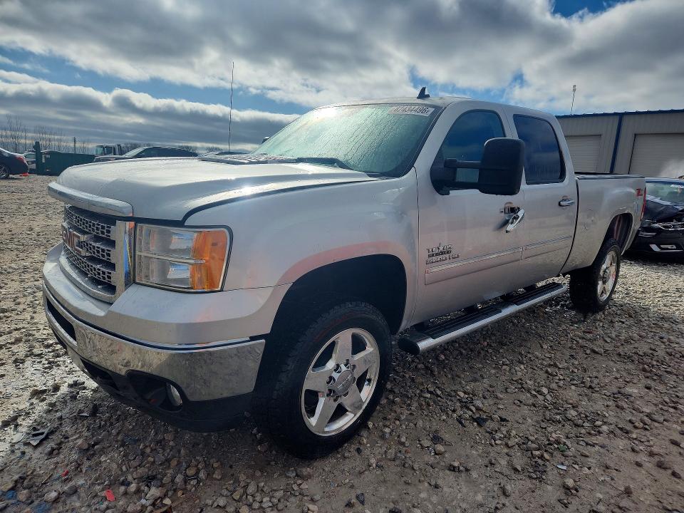 GMC SIERRA 2013 with VIN 1GT120E87DF111337 - Photo from auction