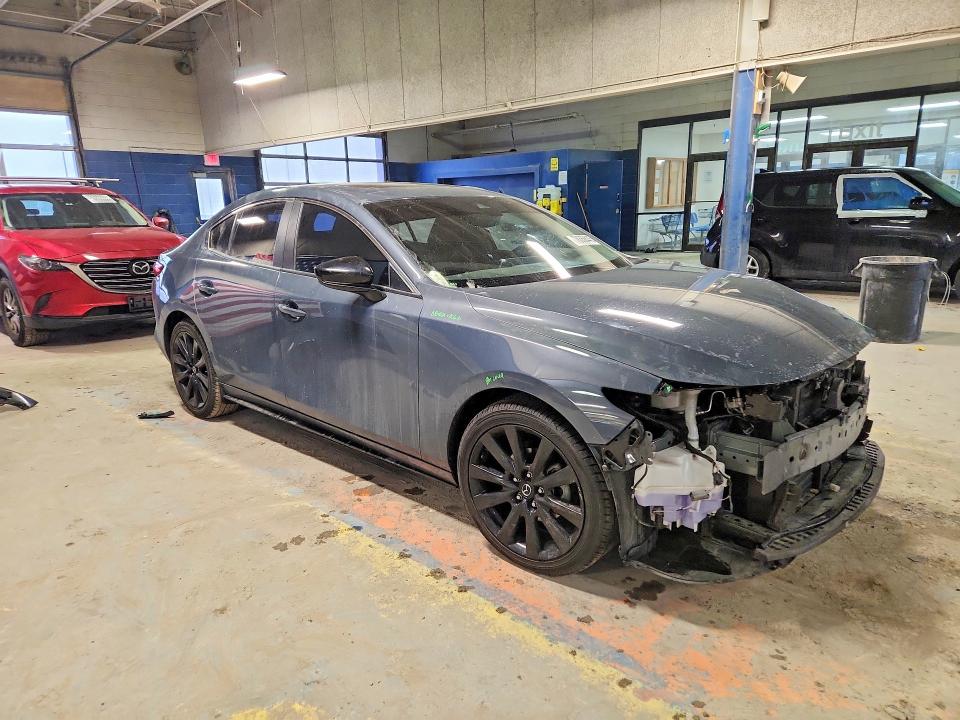 Photo 4 from auction – 2023 MAZDA 3 with VIN 3MZBPACM6PM364632